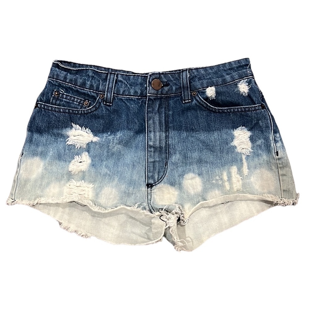 BDG high rise cheeky jean shorts. size 29